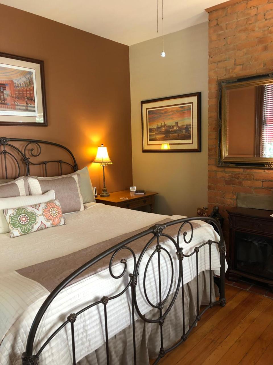 Bed and Breakfast Weller Haus Bed, Breakfast&Event Center Bellevue Exterior foto